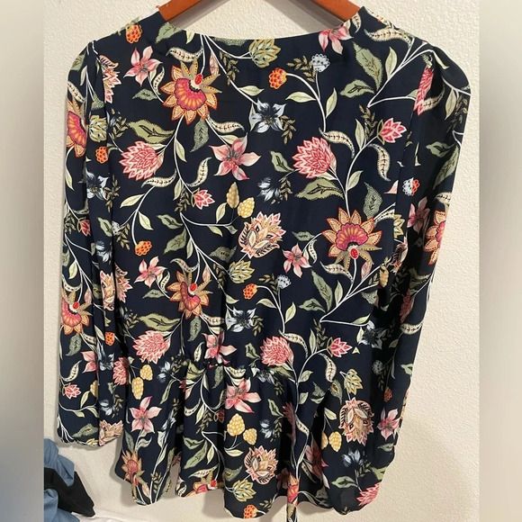 Loft women’s wrap multi color floral blouse boho long sleeve size Small - Picture 3 of 5